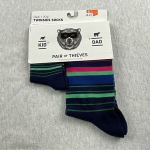 PAIR OF THIEVES DAD + KID SOCKS 
TWINSIES SOCKSSMALL KID’S 18 M-3 Y MEN’S 6-10